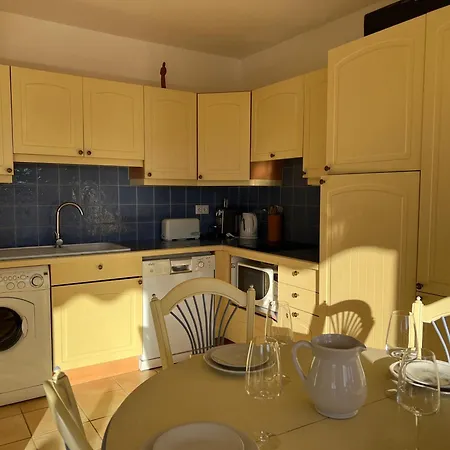 Des Cyclades Apartment *